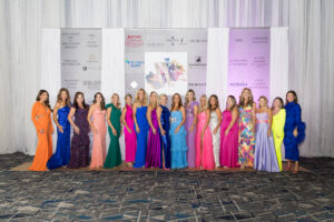 The Walk 2023 Planning Committee, with co-chairs Kristen Byrnes and Carrie Greenberg.helped make a special night happen.