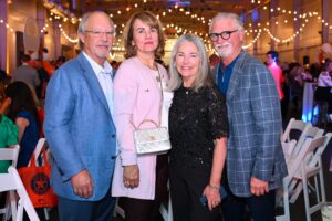 John and Cherie Lindley, Libby & Ray Cook photo by CatchLightGroup