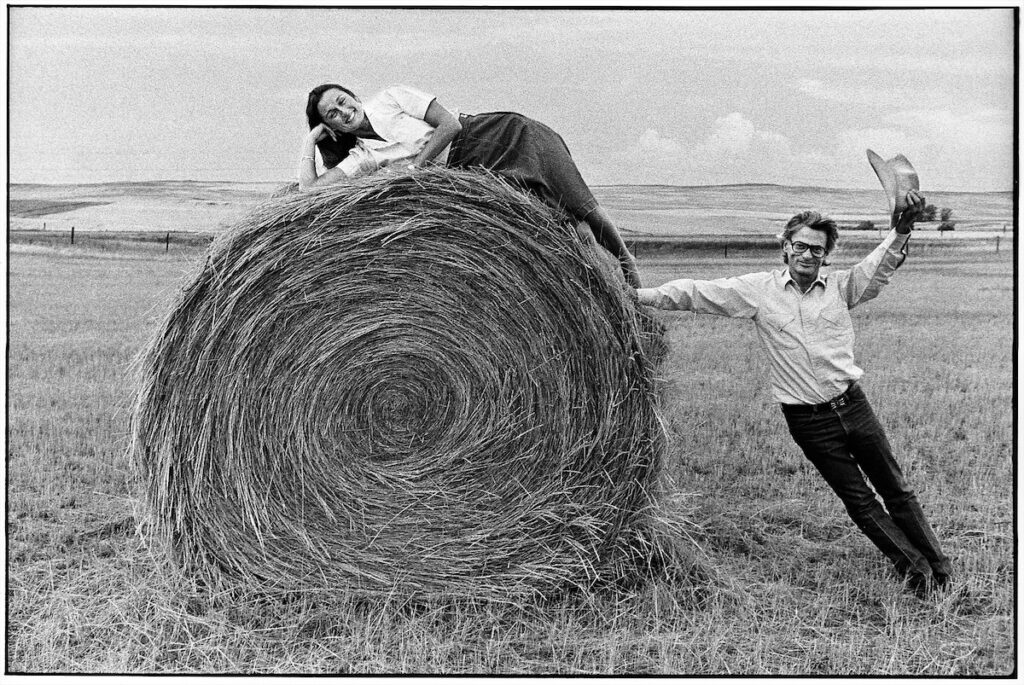 Laura Wilson and Richard Avedon, Jordan, Montana, 1985. (Ruedi Hofmann) 