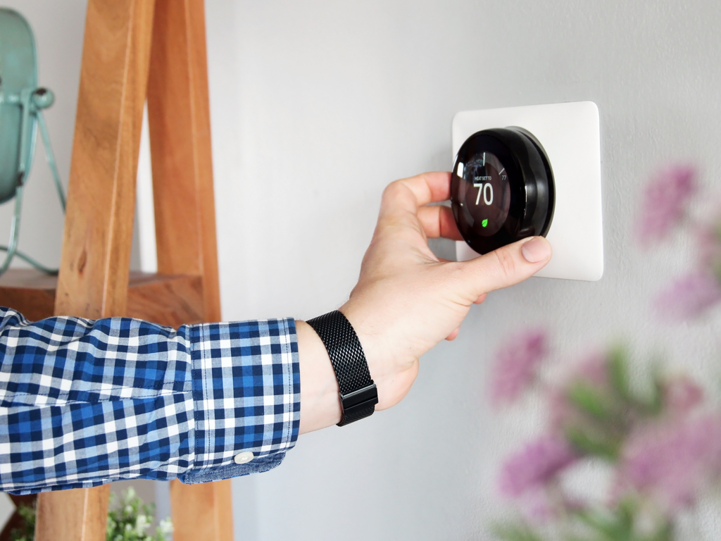 Electricity plans seem like a dime a dozen. But not Rhythm Energy.