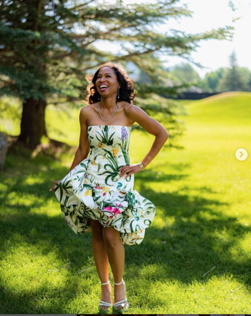 Roslyn Bazzelle Mitchell during her 10th wedding anniversary celebration with husband Derrick Mitchell in Vail in 2023.  (Instagram photo)