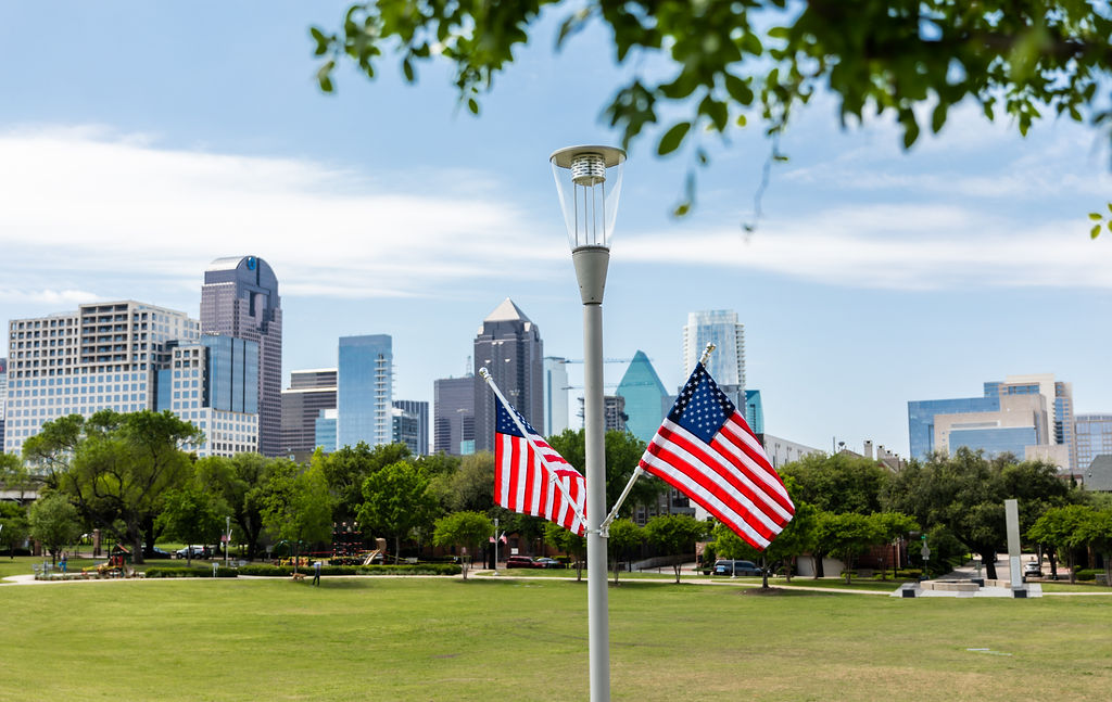 Uptown Dallas Inc. was established in 1993, creating Dallas’ first live-work-play community. 