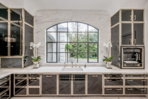 Willowick 3630 INT 118BLBL (Photo by Patrick Bertolino for Martha Turner Sotheby’s International Realty)