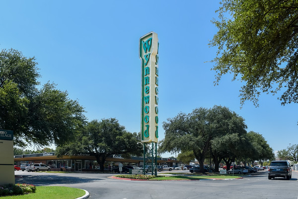 One of the oldest neighborhoods in Oak Cliff, Wynnewood covers 820 acres in the southwestern part of Dallas.