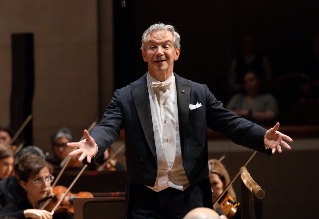 Fabio Luisi leading the Dallas Symphony Orchesta