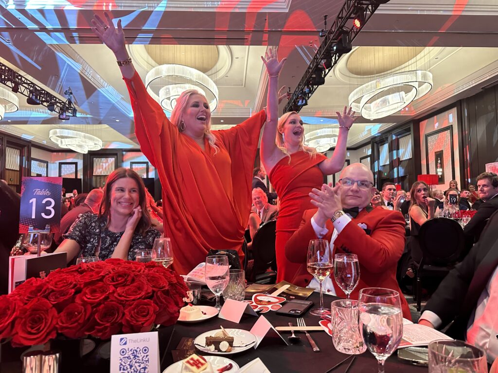 The live auction got lively at the UH Hall of Honor gala. (Photo by Eddy Matchette/Courtesy UH Athletics)