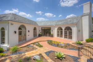 412 Hazelwood – The modern new hardscape leads to the front entrance.