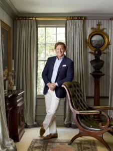 Stan Dixon speaks and signs his book at Carol Piper Rugs