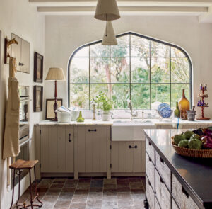 A kitchen designed by D. Stanely Dixon (Photo by Eric Piasecki)
