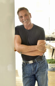 557 241 Vicente Wolf PORTRAIT 2023 by Julien Capmeil