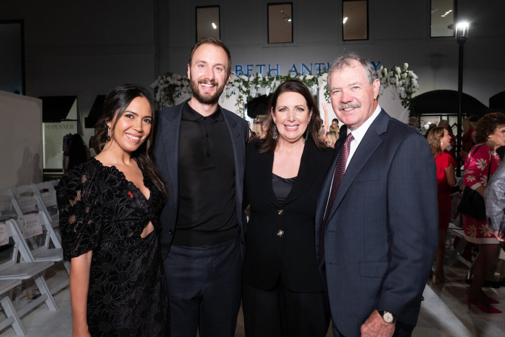  Nathalie & Justin Makris, Julie & Gary Roberts at the Elizabeth Anthony Go Red for Women fashion event. (Photo by Daniel Ortiz)