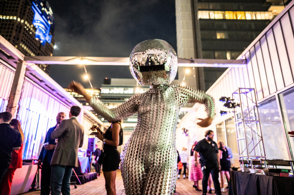 A Bravo Entertainment Performer in the Rooftop Club DJd by DJ EndoLena