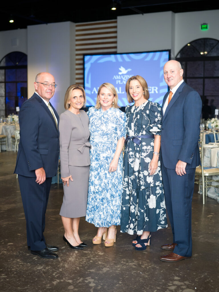 Keith & Cathy Stubbs, Tracey Brown , Janet & Mark McNulty at the Amazing Place dinner (Photo by Daniel Ortiz)