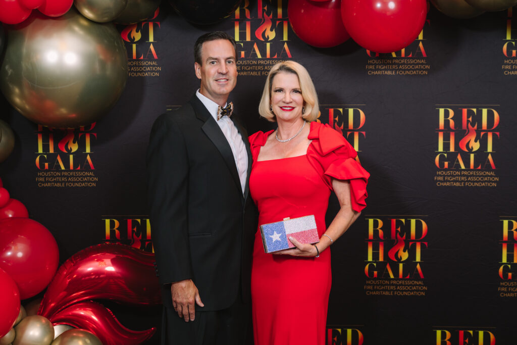 Dawn Buck & Dr. Ed Buckingham at the 'Red Hot Gala' benefitting the Houston Firefighters Foundation. (Photo by Michelle Watson)