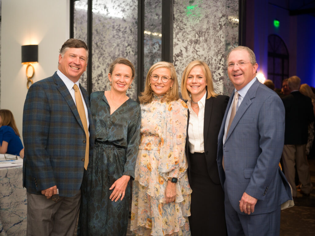 Jennifer & Walter O'Donnell, Susie Howard, Kelly & Steven Madden at the Amazing Place dinner (Photo by Daniel Ortiz)