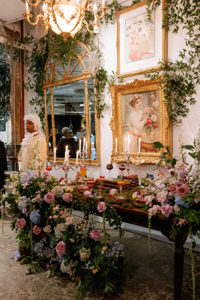 New Orleans Auction Galleries were transformed into an 18th century salon for the French Heritage Society dinner.