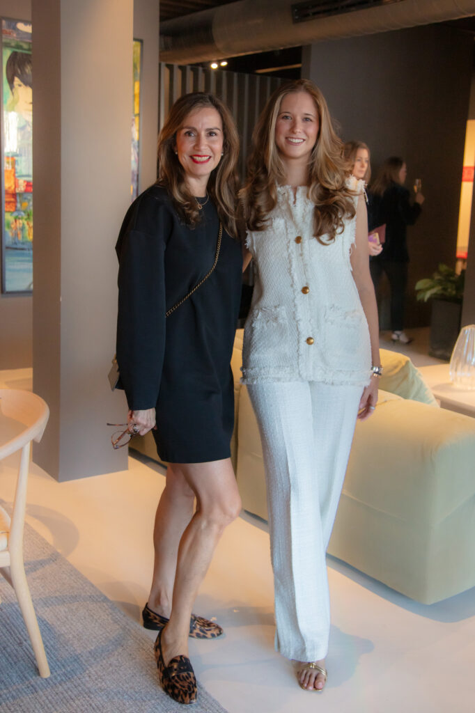 Marcela Astralaga, Chantal Martinez (Photo by Miroma Photography)