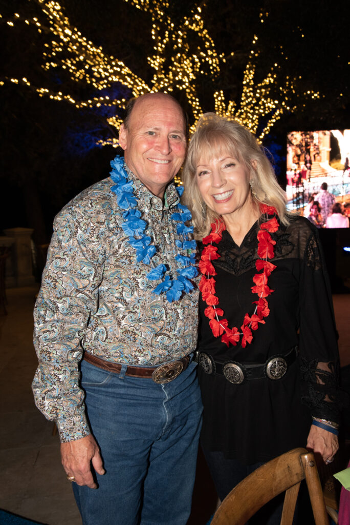 Tim Phillips & Pat Mann Phillips at the Houston Police Foundation's 'True Blue' gala.  (Photo by Alexander's Fine Portrait Design)