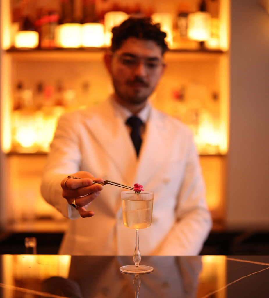 Bar Colette Ruben Rolon