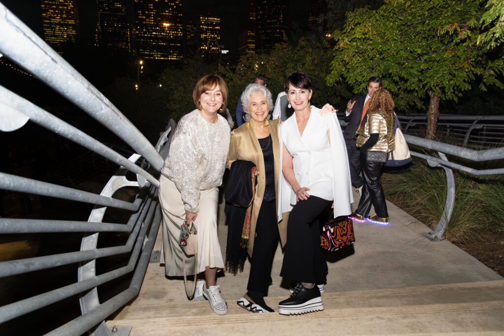 Leigh Smith, Betty Moody, Julie Peak at the Buffalo Bayou Partnership gala  (Photo by Lawrence Elizabeth Knox)