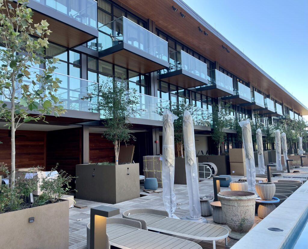 Balconies take in the pool view at Bowie House. (Photo by Courtney Dabney)