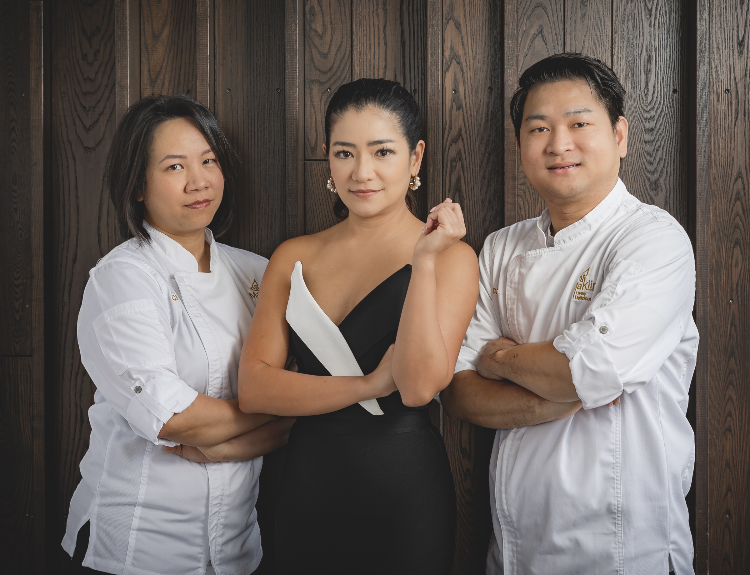 Chef Avasorn (Bill) Pridwan, Owner Lukayo Srazriswan, Chef Ekaban (O) Ngamuang_© Sean Rayner