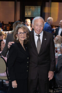 _DSC1946 Host Committee Chairs Vicky and Michael Richker (Photo by Wilson Parish)