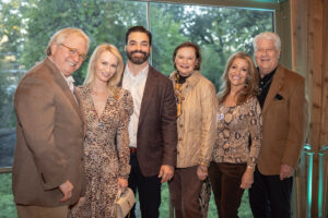 Don Glendenning, Brittany Glendenning, Mike Glendenning, Carol Glendenning, Lilli Braniff, Noel Braniff (Photo by Thomas Garza and Rob Wythe/Wythe Portrait Studio)