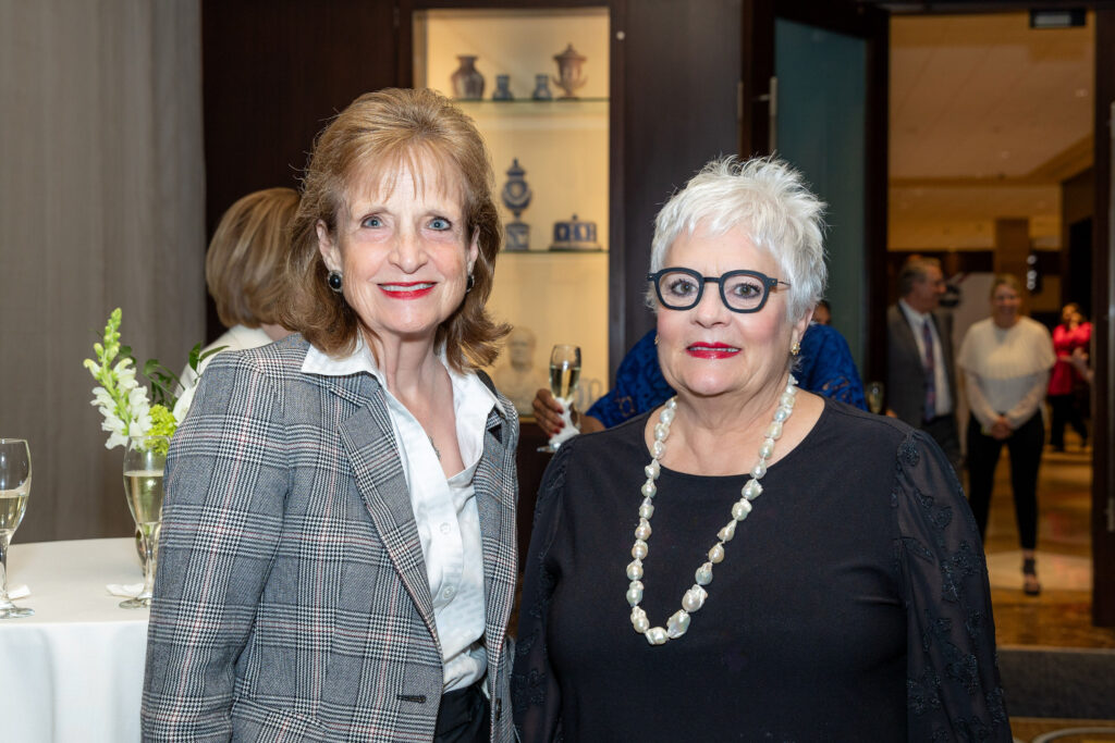Harriet Miers, Carolyn Miller (Photo by ATALI SAMUEL PHOTOGRAPHY STUDIO)