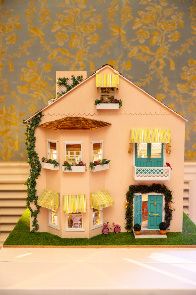 A beautiful dollhouse by Aryn Guillory 
of Oyster Creek Designs (Photo by Jenny Antill Clifton)