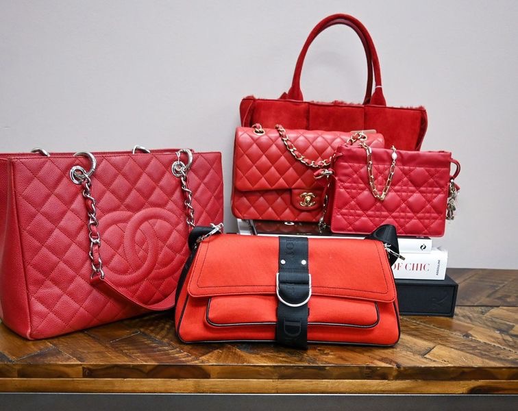 Luckily, there’s one local, female-owned business that makes it easy to play Santa this year and make everyone’s holiday wishes come true: Clotheshorse Anonymous.