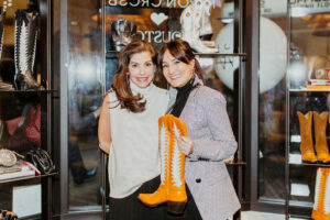 Leslie Strauss and Amy Johnston (Photo by Emma Umana)