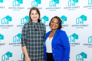 Whitney Cortner, Dr. Lisa Jones (Photo by ATALI SAMUEL PHOTOGRAPHY STUDIO)