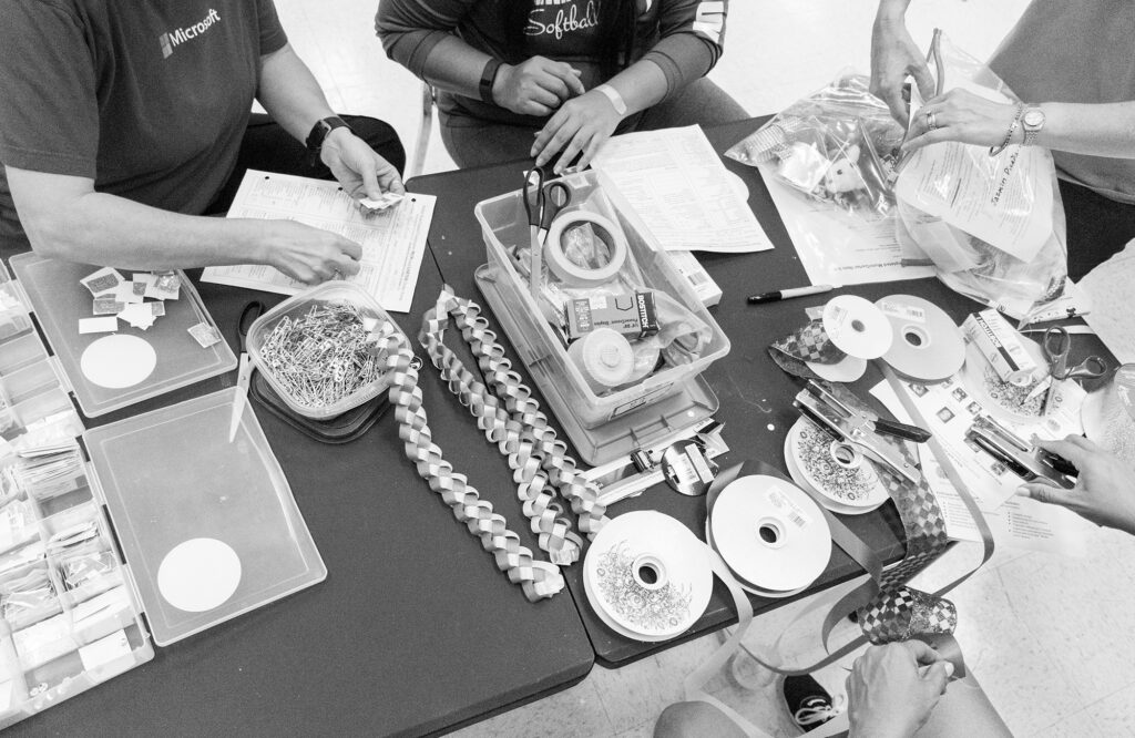 Amy J. Schultz's "Around the Table" from "Mumentous" (Courtesy Amy J. Schultz) 