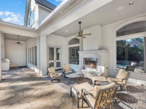 outdoor living pine lodge