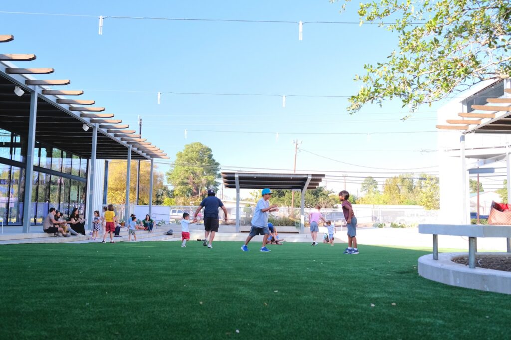 Situated at 1207to 1227 W 34th Street, Stomping Grounds features a sprawling 26,000 square feet of retail and restaurant space spans over three acres.