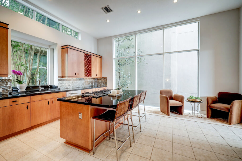 Hosting friends and family is a snap with this chef's kitchen.