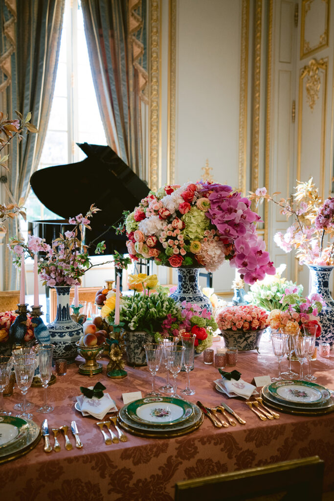 Luca Somoza had his florist provide every flower imaginable for the 18-foot long table in the Grand Salon of Shangri-La Paris. (Photo by Le Secret D'Audrey, Audrey Neracoulis)