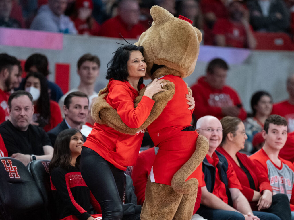 University of Houston president Renu Khator loves the atmosphere that Kelvin Sampson's basketball program has produced. (Photo by F. Carter Smith)