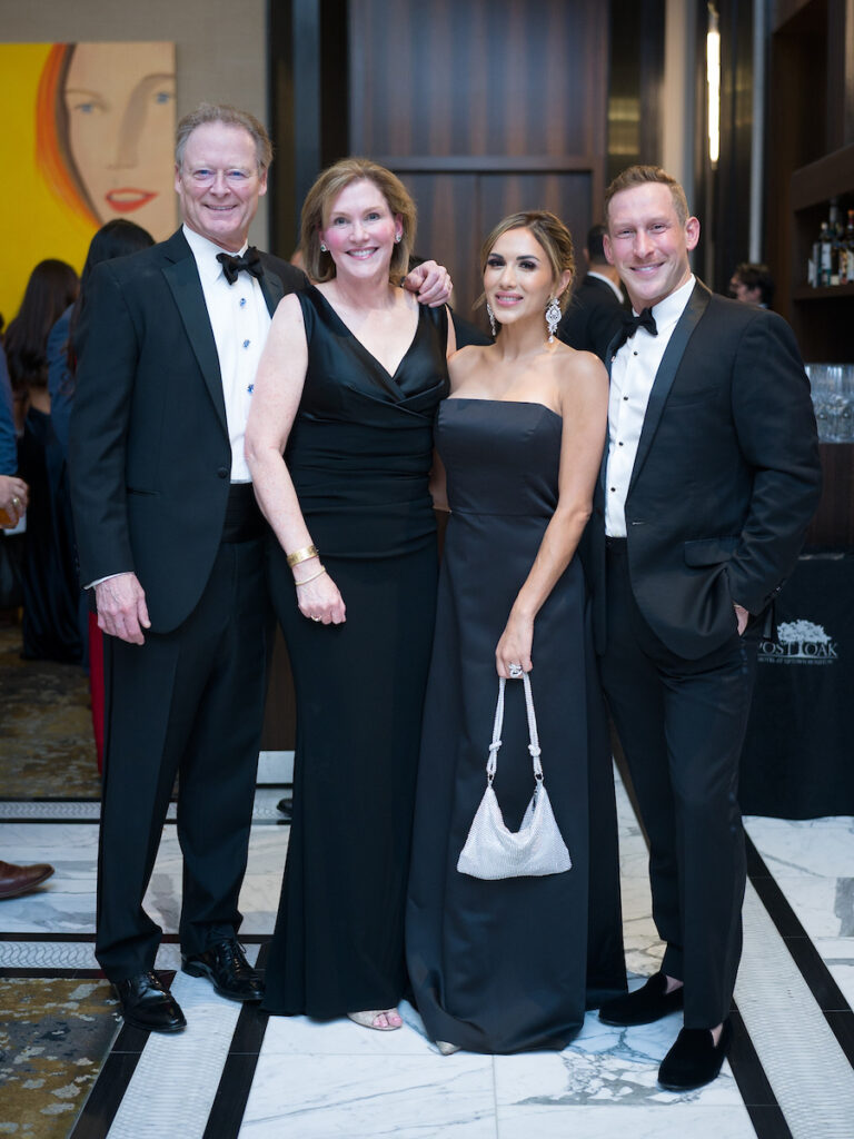 Dr. Henry & Paula Mentz, Nadia Hafeez, Jared Nash at the Arts of Healing Foundation Physician Art Show and Dinner at the Post Oak Hotel (Photo by Daniel Ortiz)