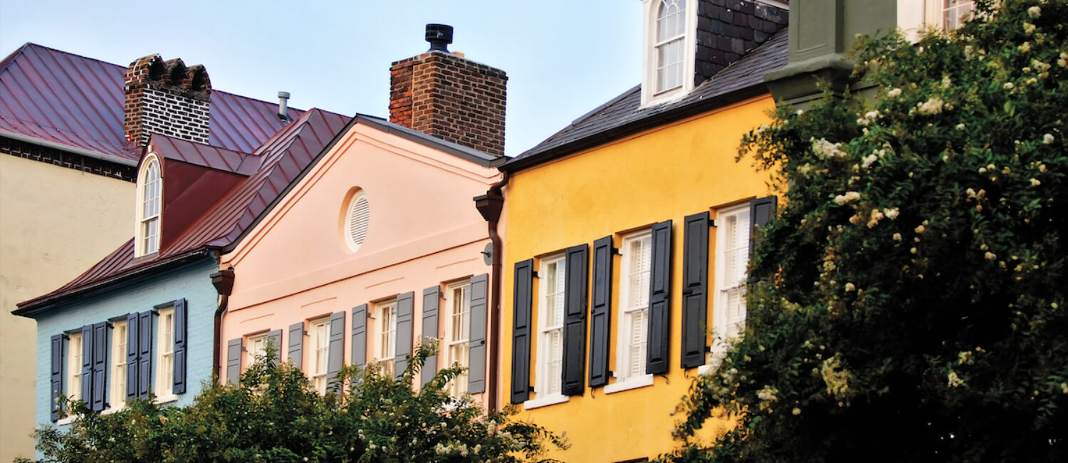 ExploreCharleston_RainbowRowRooftops