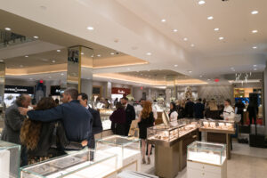 Guests at the Zadok Holiday Party (Photo by Daniel Ortiz)