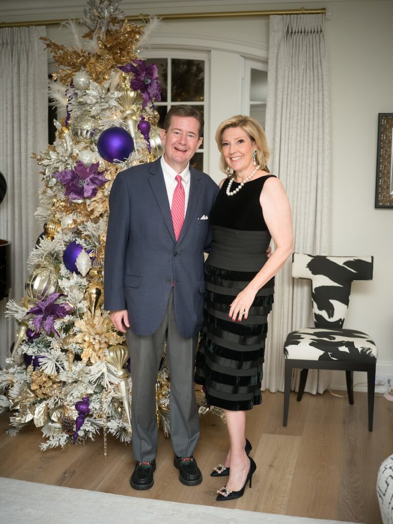 Jeff & Kathryn Smith at the Legacy Community Health 'Holiday Schmooze' (Photo by Daniel Ortiz)