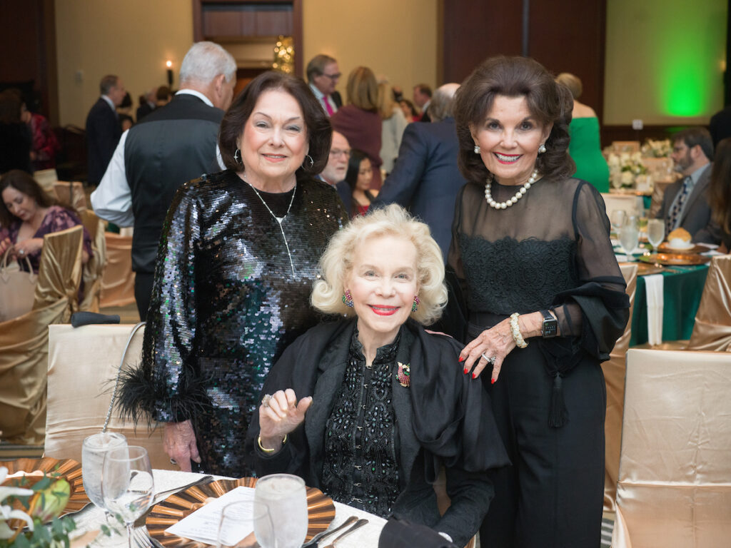 Legendary Houston Treasures Rose Cullen, Lynn Wyatt, Linda McReynolds at The Social Book's Houston Treasures awards dinner (Photo by Daniel Ortiz)