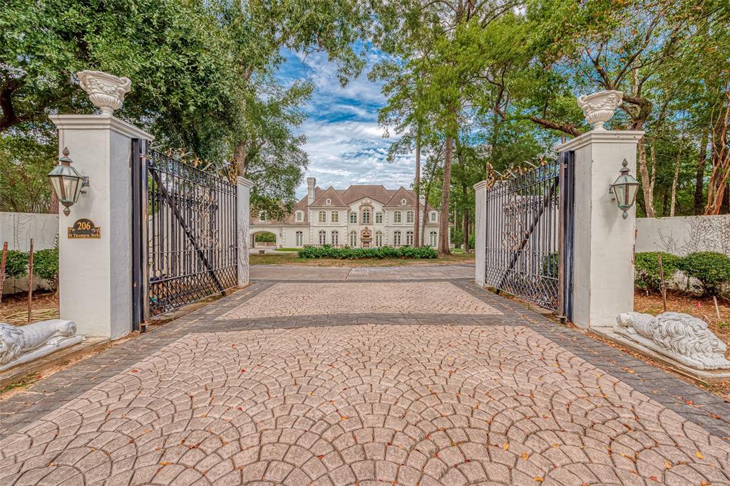 206 N Tranquil Path Drive