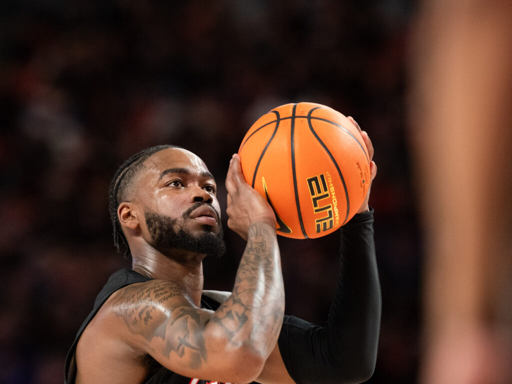 University of Houston point guard Jamal Shead is cool under late game pressure. (Photo by F. Carter Smith)