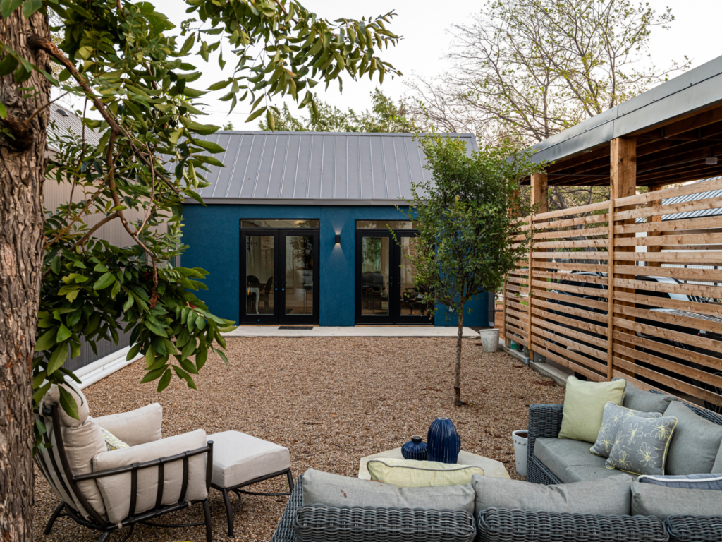 From the materials and finishes to the amenities and landscaping, Hacienda Grove is a vision of modern design, offering the latest in style and the best in technology.