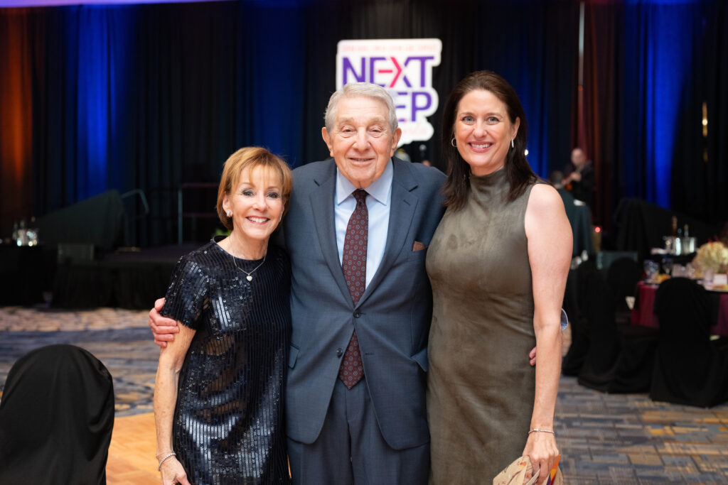 Judy Yambra, Larry Buck, Barbara Bratter at the Seven Acres 'Next Step Gala' at the Hilton Americas-Houston (Photo by Daniel Ortiz)