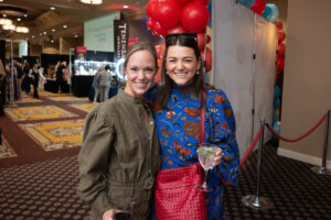 Mary Evans Cravens, Regan Sobiesk (Photo by Daniel Ortiz)