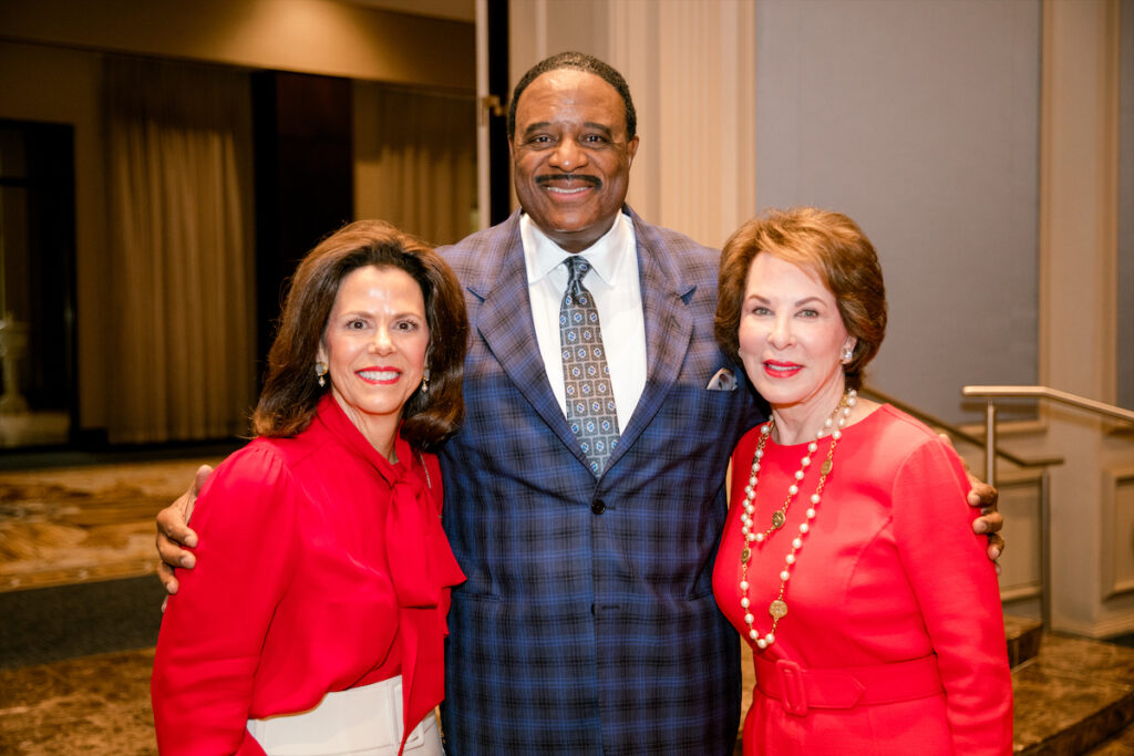 Michal Powell, James Brown